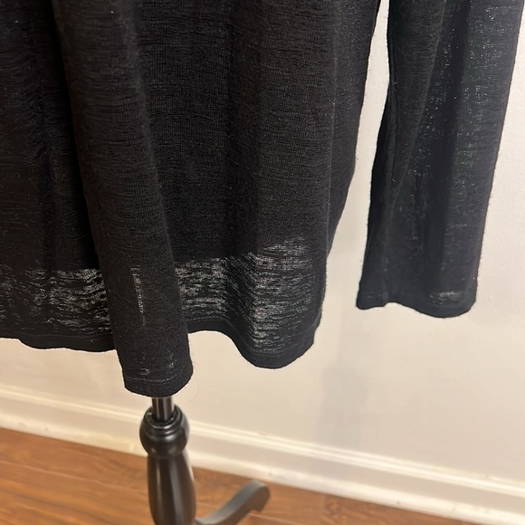 Faded Glory Elegant Embroidered Lace Decorative Plus Size Blouse, Sz. XXL. - Picture 6 of 10